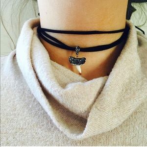 ALV Jewels Wrap Shark Tooth Necklace